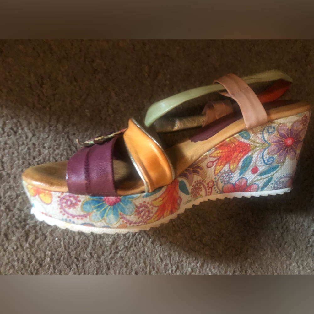 Spanish made real leather vintage wedges